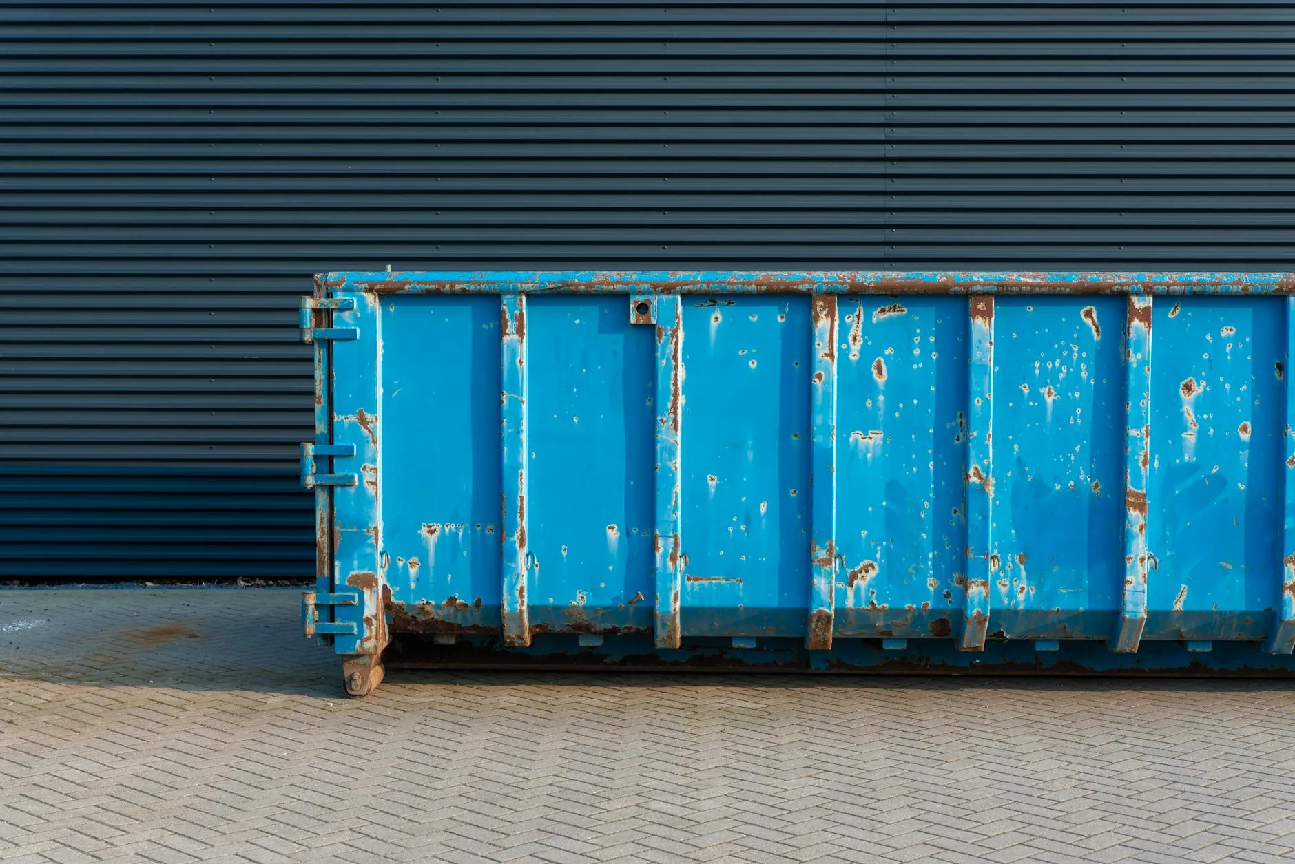 Skip hire for house clearance and rubbish removal